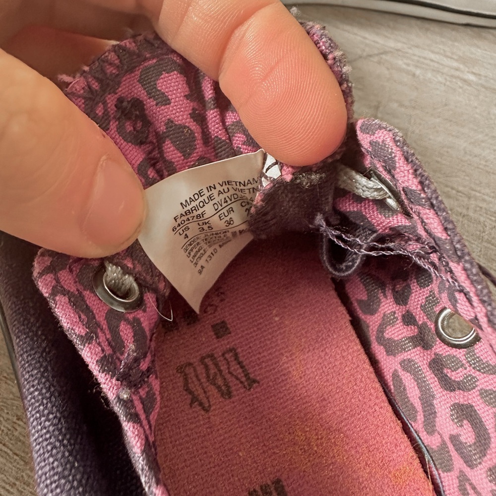 Purple Converse - Picture 5 of 6